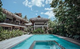 Caracoa Resort